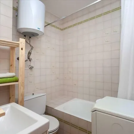 Διαμέρισμα Cozy Loft Near The Beach - *